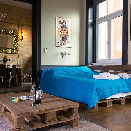 Walnuttree Loft Style Prestige Apartment Budapeste Exterior foto