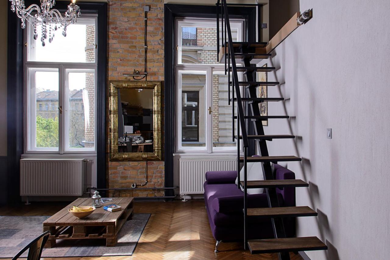 Walnuttree Loft Style Prestige Apartment Budapeste Exterior foto